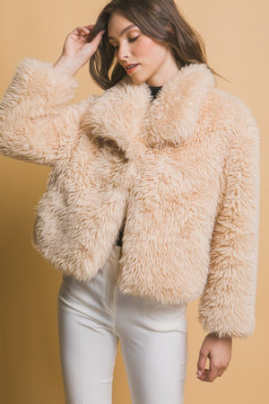 Extremly Soft  Faux Fur Jacket